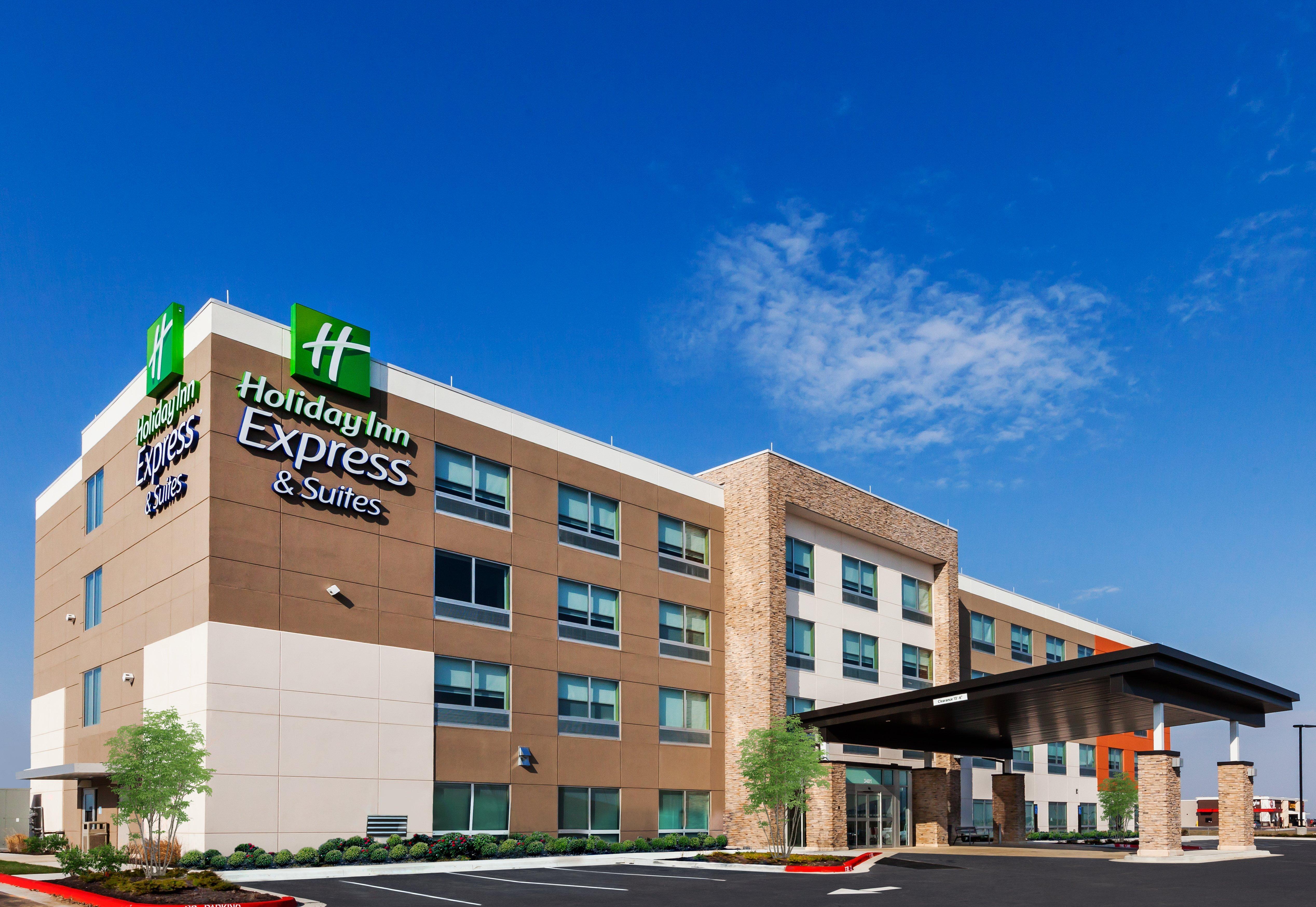 Holiday Inn Express And Suites Chanute, An Ihg Hotel Zewnętrze zdjęcie