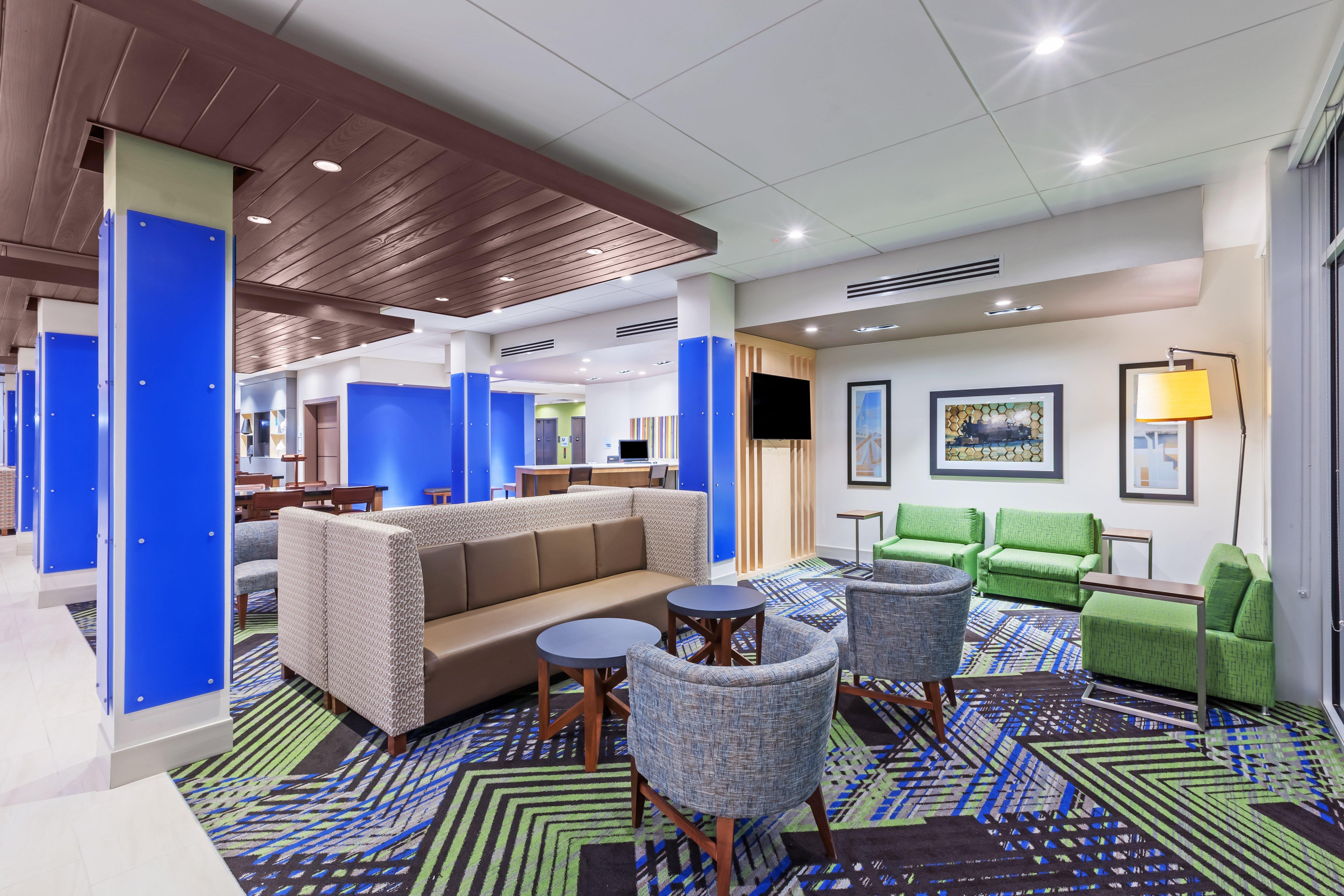 Holiday Inn Express And Suites Chanute By Ihg Zewnętrze zdjęcie